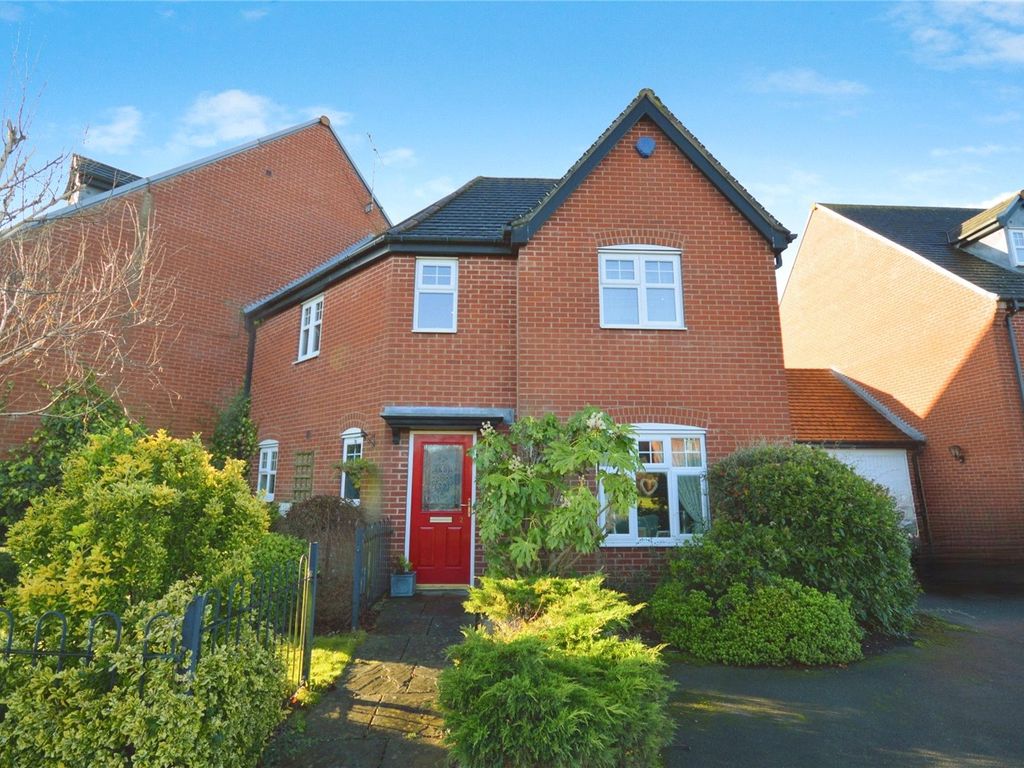 3 bed end terrace house for sale in Donington Drive, Woodville