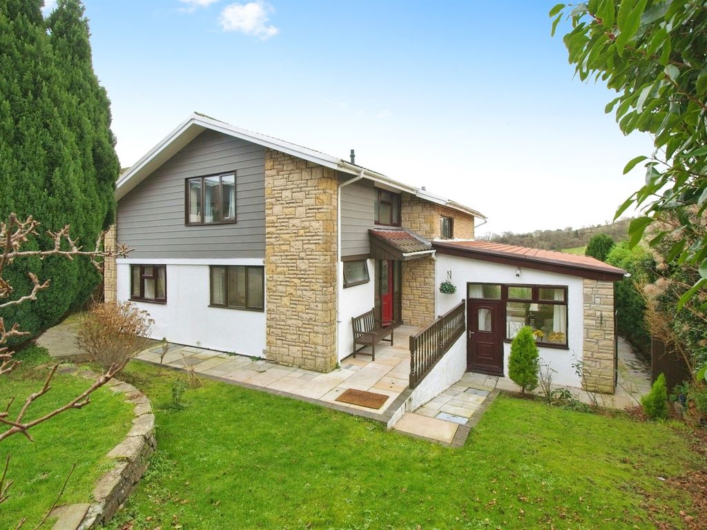 5 bed detached house for sale in Highfield Gardens, Bassaleg, Newport