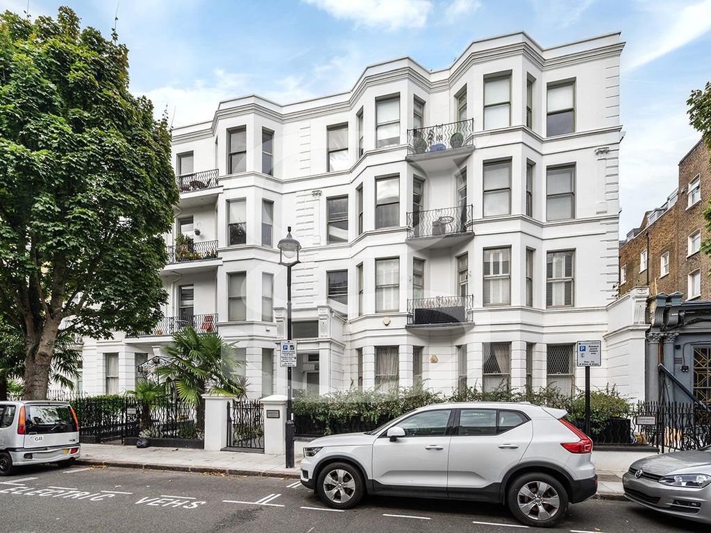 2 bed flat for sale in Belgrave Gardens, London NW8, £675,000 Zoopla