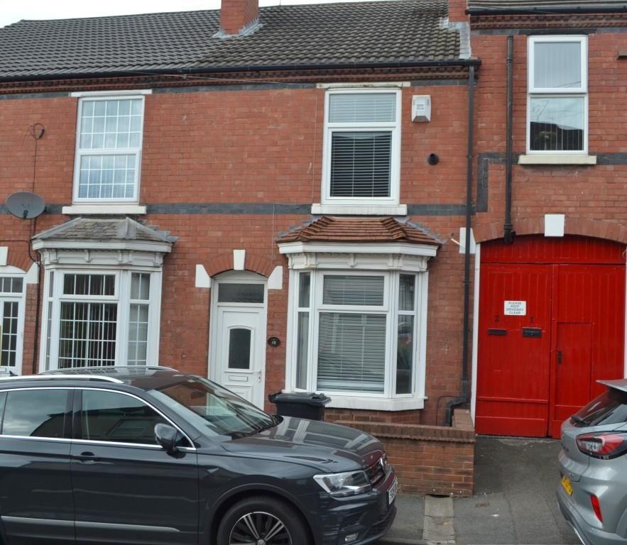 2 bed property to rent in Malthouse Court, Tipton Street, Sedgley