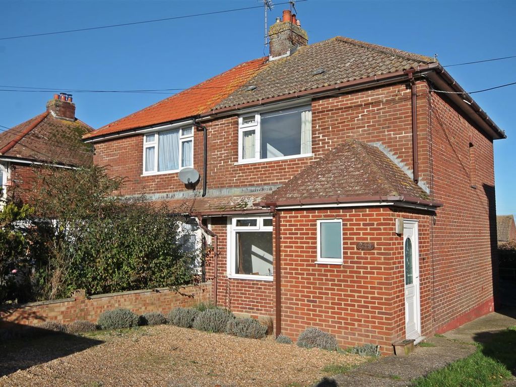 3 bed semidetached house to rent in Shalmsford Street, Chartham