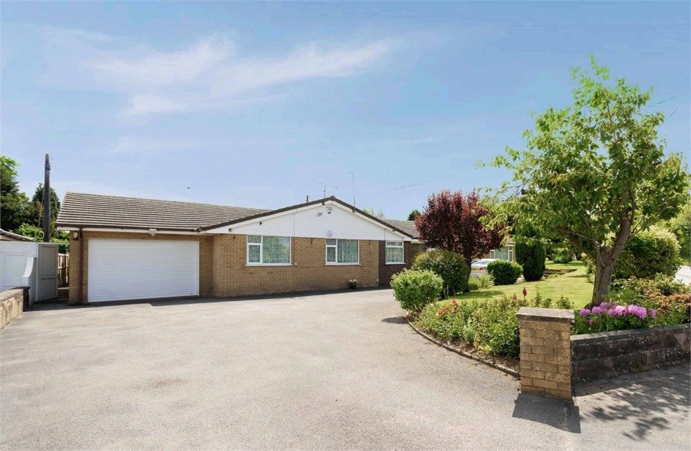 4 bed detached bungalow for sale in Sandbach Road, Church Lawton, Stoke