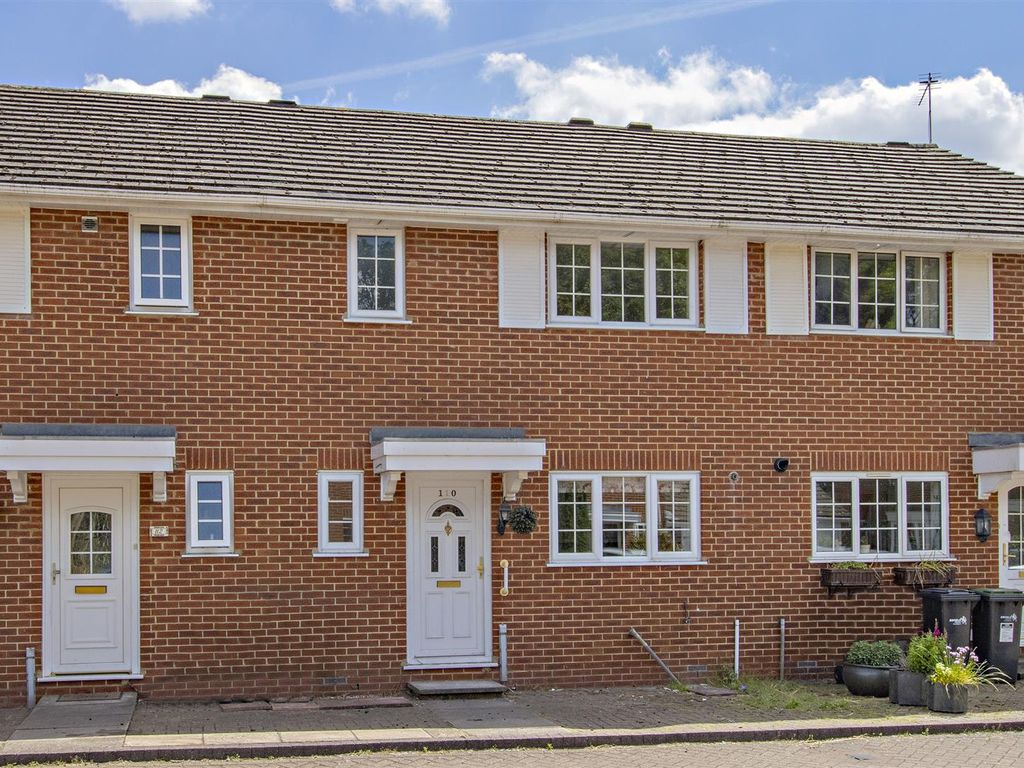 3 bed terraced house to rent in Gladbeck Way, Enfield EN2 Zoopla