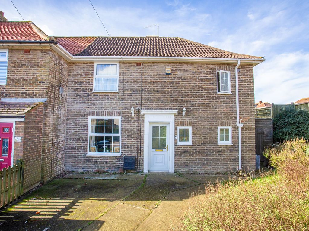 3 bed end terrace house for sale in Burgess Road, Aylesham CT3, £