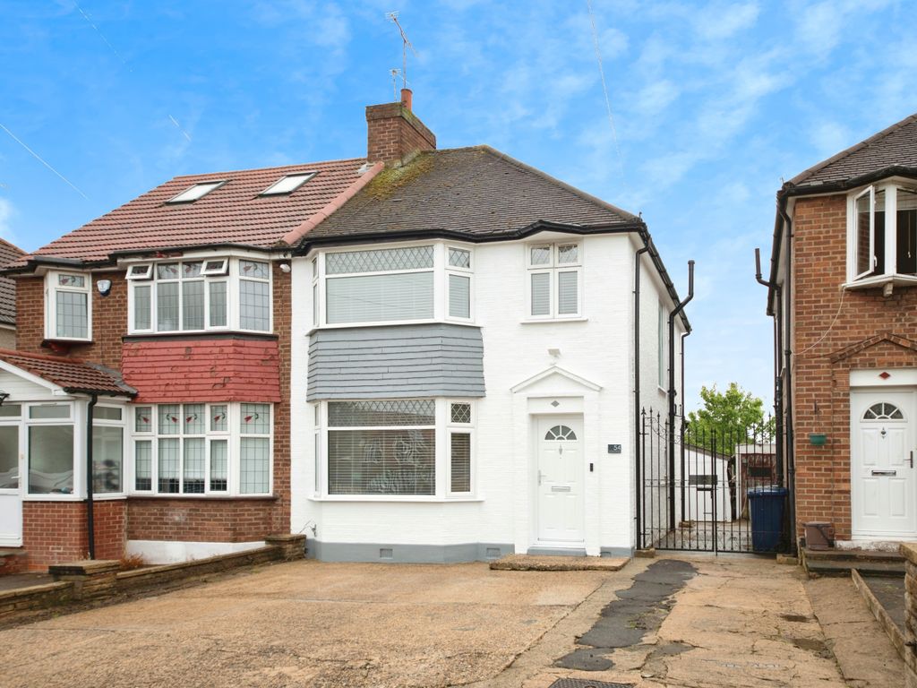 3 bed semidetached house for sale in Montrose Avenue, Edgware HA8, £