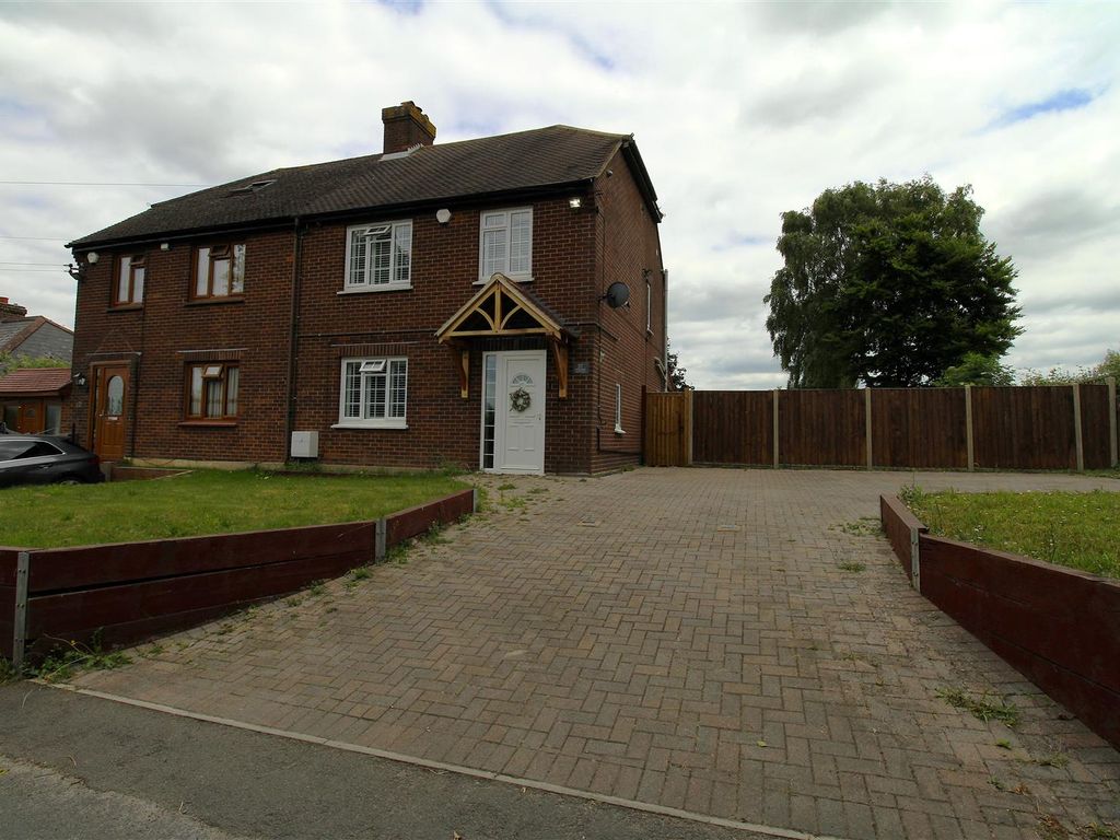 3 bed property for sale in Daltons Road, Crockenhill, Swanley BR8, £