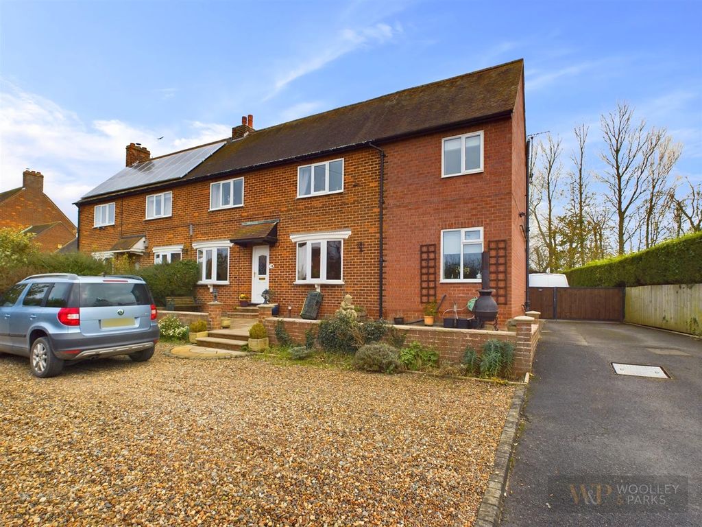 3 bed semidetached house for sale in Lowfield Lane, Haisthorpe