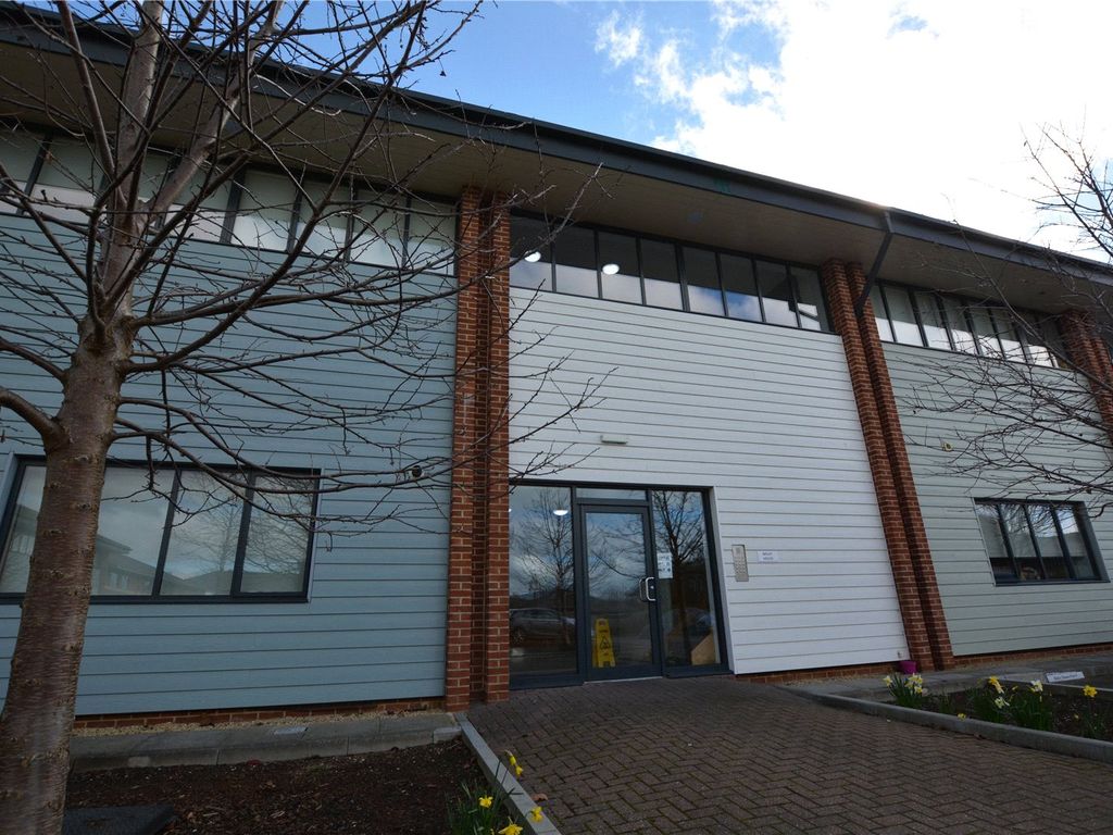 2 bed flat for sale in Bisley House, Falcon Close, Gloucester