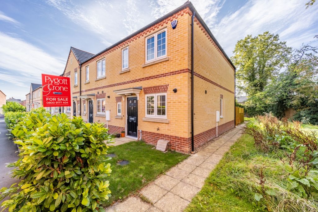 3 bed terraced house for sale in Alderfield Close, Boston, Lincolnshire