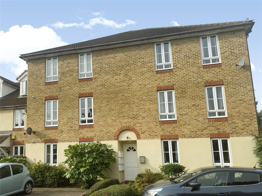 2 bed flat to rent in Bridgeside Mews, Maidstone, Kent ME15, £1,100 pcm