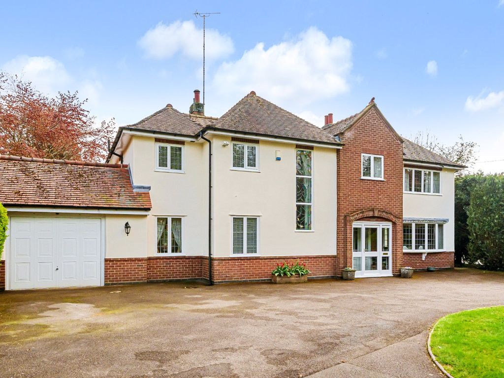 4 bed detached house for sale in Weston Lane, Bulkington, Warwickshire