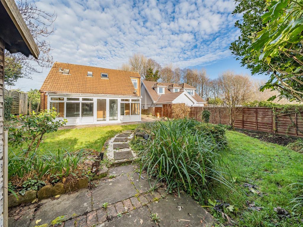 5 bed chalet for sale in Ashleigh Road, Derwen Fawr, Swansea SA2, £