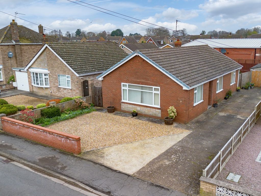 2 bed detached bungalow for sale in Hessle Avenue, Boston PE21, £