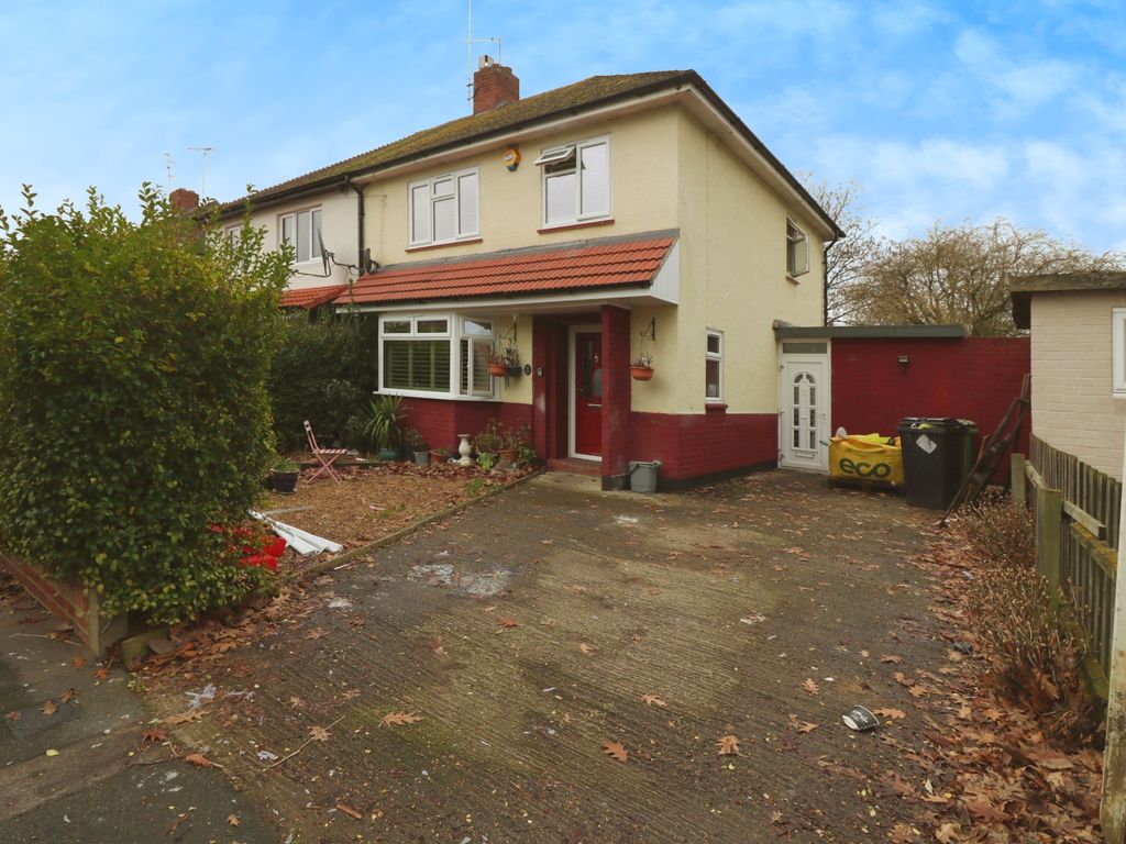 3 bed semidetached house for sale in Cerris Road, Dogsthorpe
