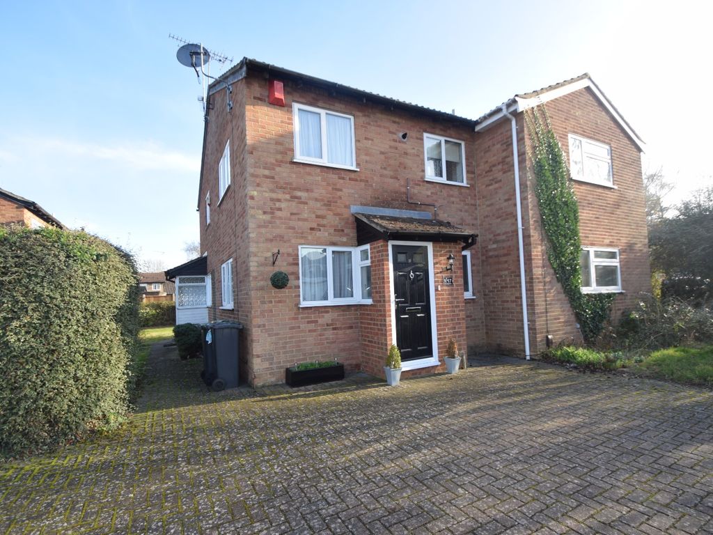 1 bed end terrace house to rent in Speedwell Close, Luton, Bedfordshire