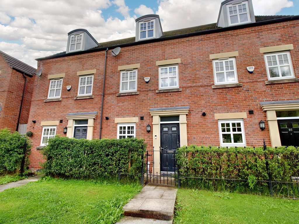 3 bed town house for sale in Hulme Road, Radcliffe, Manchester M26 Zoopla