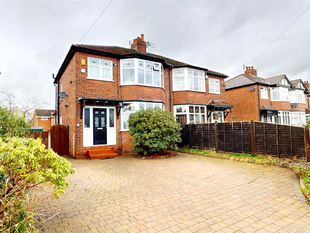 3 bed semidetached house for sale in Brooklyn Avenue, Flixton, Urmston