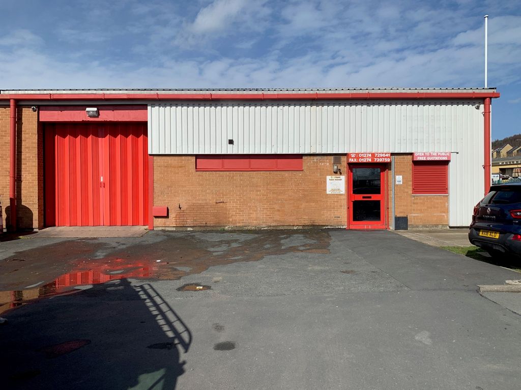 Warehouse to let in Hillam Road, Bradford BD2, £20,000 pa Zoopla