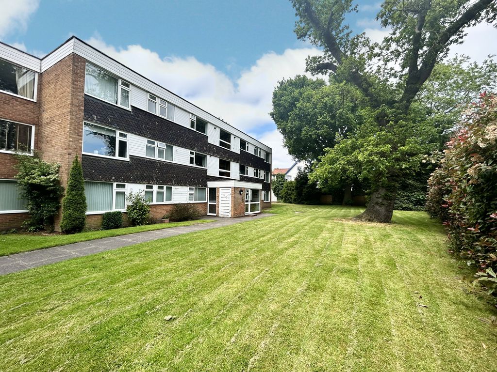 2 bed flat for sale in Warwick Road, Solihull B91 Zoopla