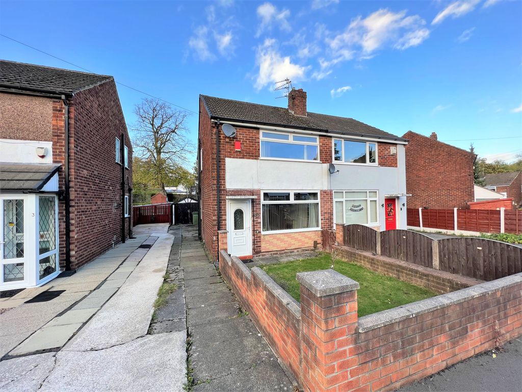 2 bed semidetached house for sale in Redland Avenue, Stockport SK5