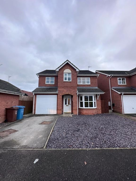 4 bed detached house for sale in Thistlewood Court, Bransholme, Hull