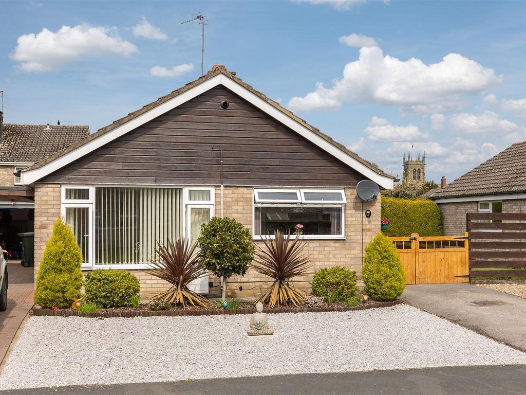 2 bed detached bungalow for sale in The Ridings, Norton, Malton YO17, £