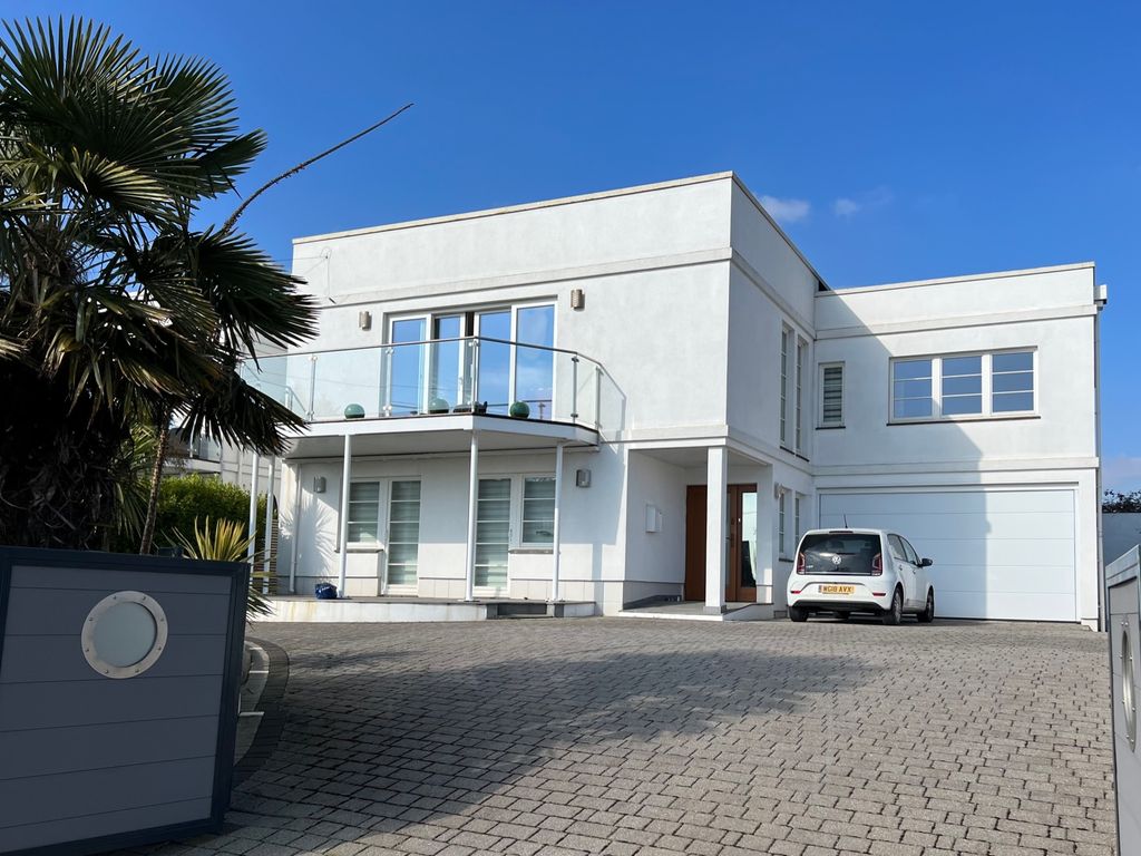 5 bed property for sale in Old Rydon Lane, Exeter EX2 Zoopla