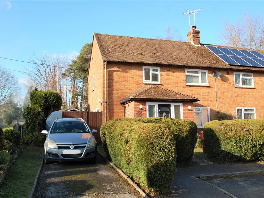 3 bed semidetached house to rent in Knowles Meadow, Hill Brow, Liss GU33, £1,395 pcm Zoopla