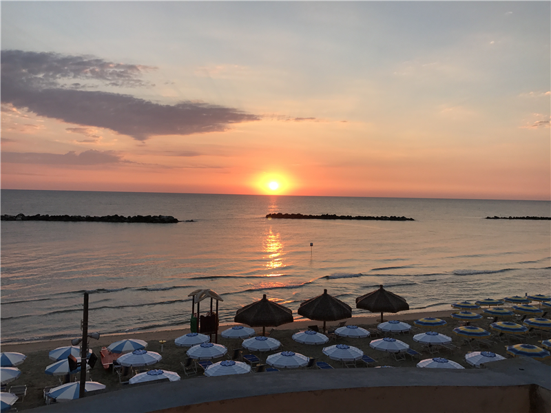 2 bed apartment for sale in Francavilla Al Mare, Chieti, Abruzzo, Italy