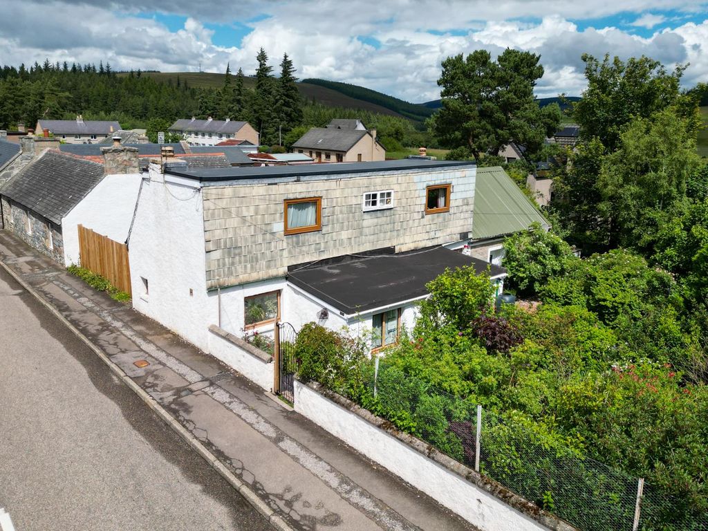 3 bed detached house for sale in Main Street, Tomintoul, Ballindalloch