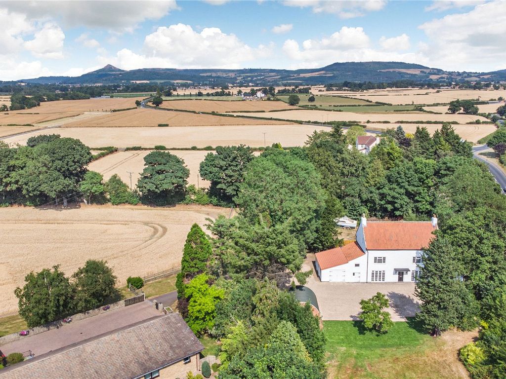 5 bed detached house for sale in Ayton Road, Stokesley, Middlesbrough