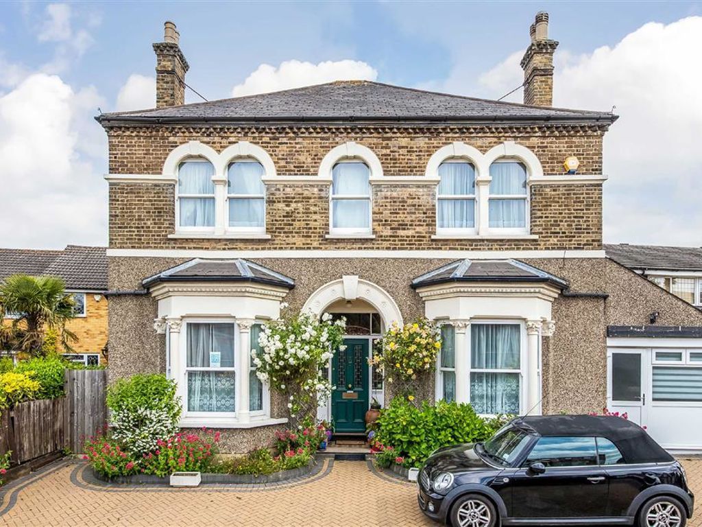 5 bed property for sale in Station Road, Sidcup DA15 Zoopla