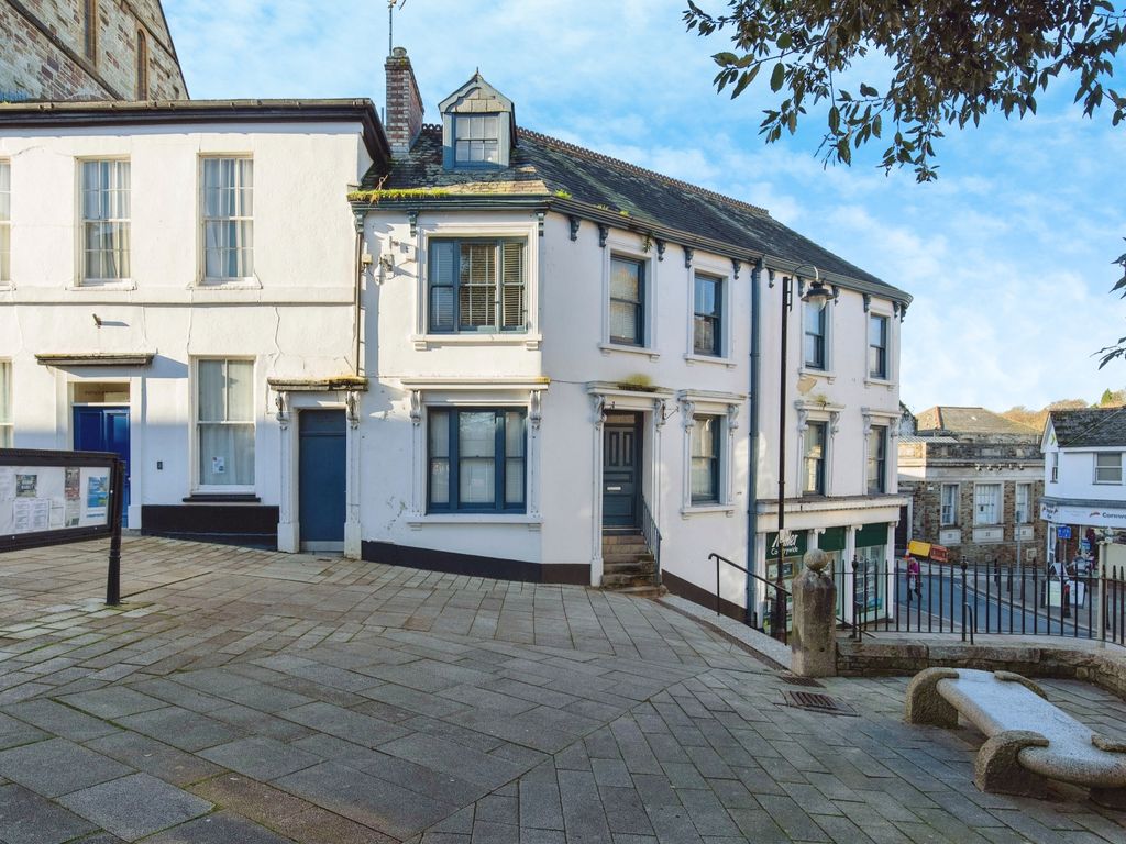 1 bed flat for sale in Fore Street, Bodmin, Cornwall PL31, £75,000 Zoopla