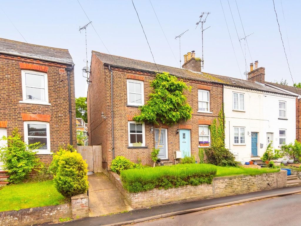 2 bed end terrace house for sale in Brook Street, Tring HP23, £425,000 Zoopla