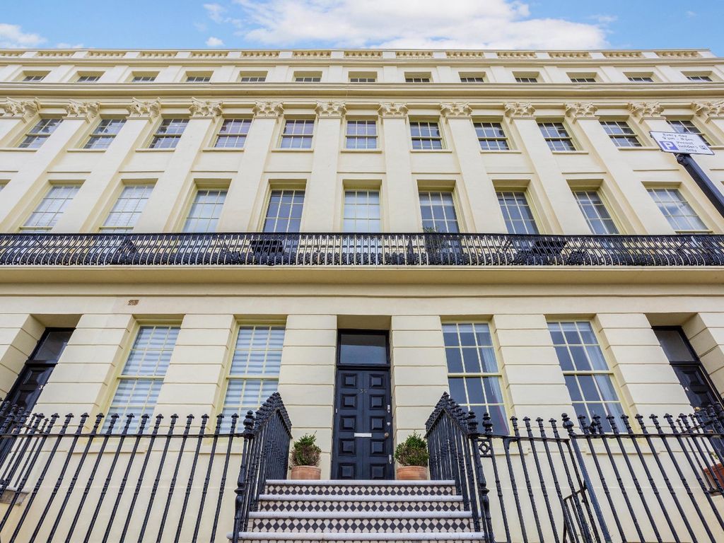 Brunswick Terrace, Hove BN3