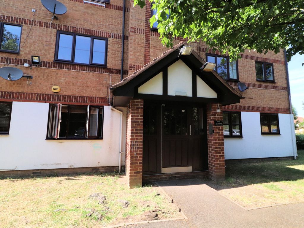 1 bed flat for sale in Frobisher Road, Erith, Kent DA8 Zoopla