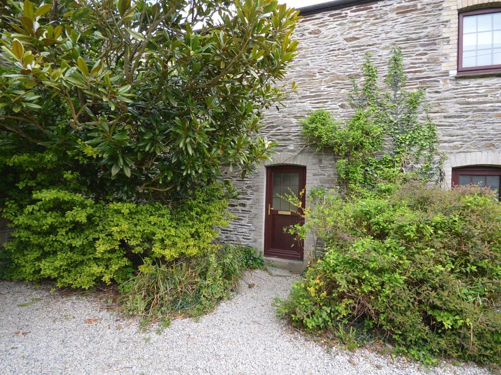 2 bed cottage to rent in Penmount, Truro TR4, £850 pcm Zoopla