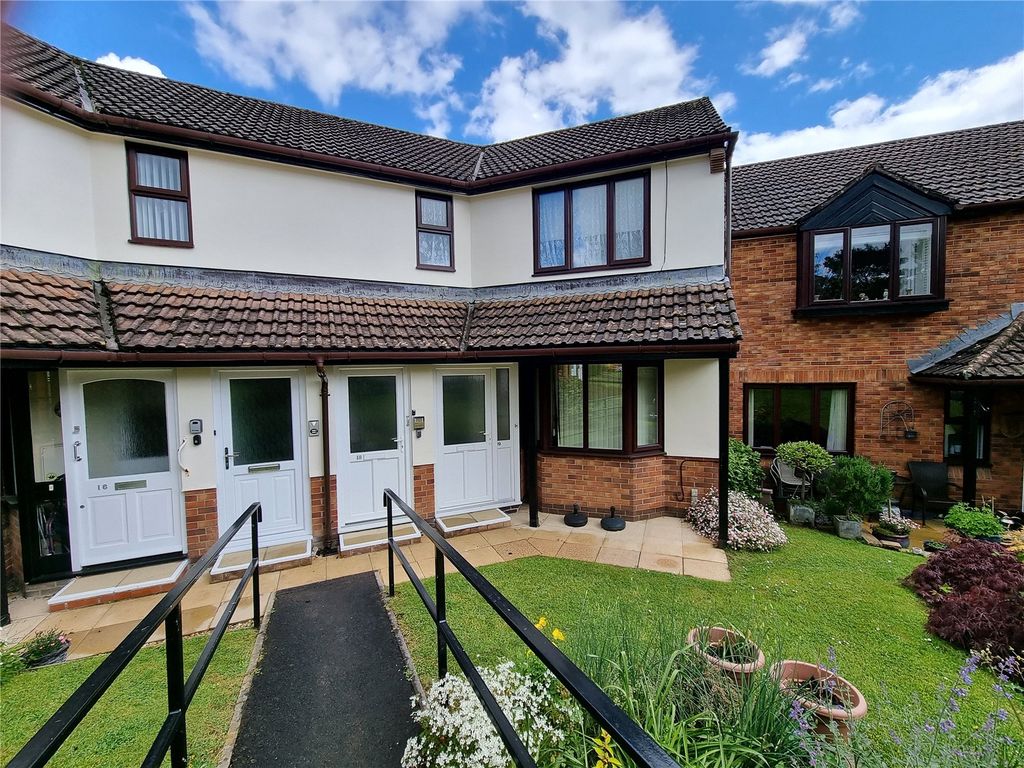 2 bed flat for sale in The Maltings, Chard TA20 Zoopla