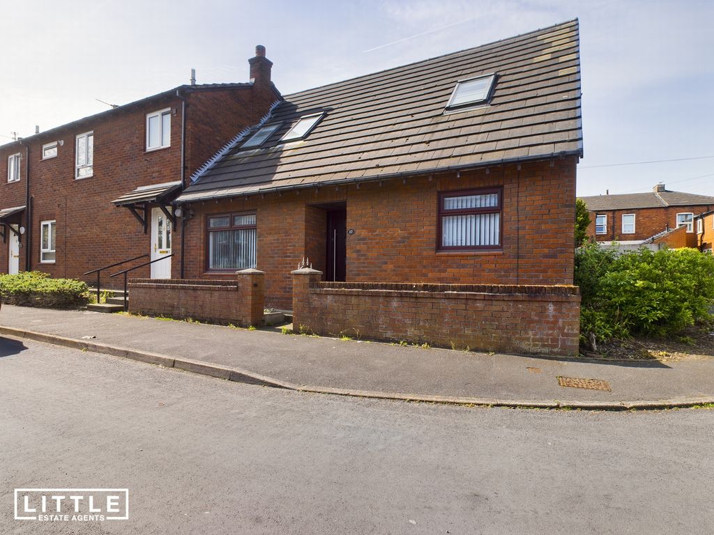 4 bed town house for sale in Lewis Street, St. Helens WA10 Zoopla