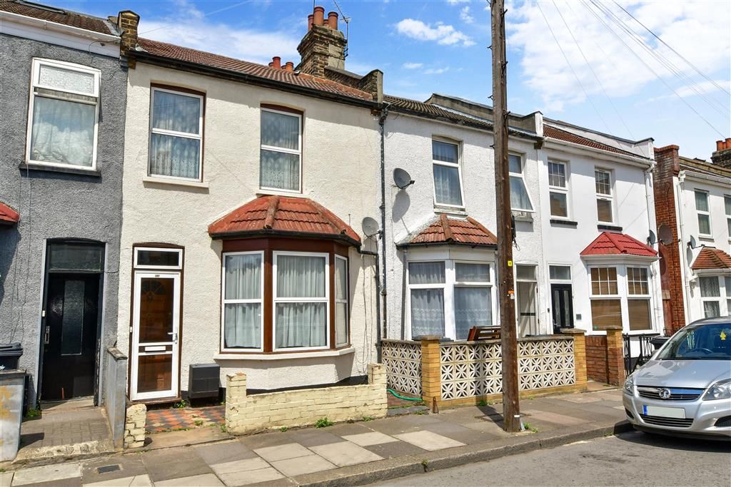 3 bed terraced house for sale in Francis Avenue, Ilford, Essex IG1 Zoopla