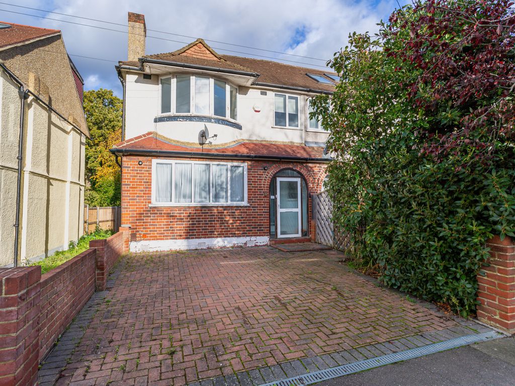 3 bed end terrace house for sale in Thurleston Avenue, Morden SM4, £