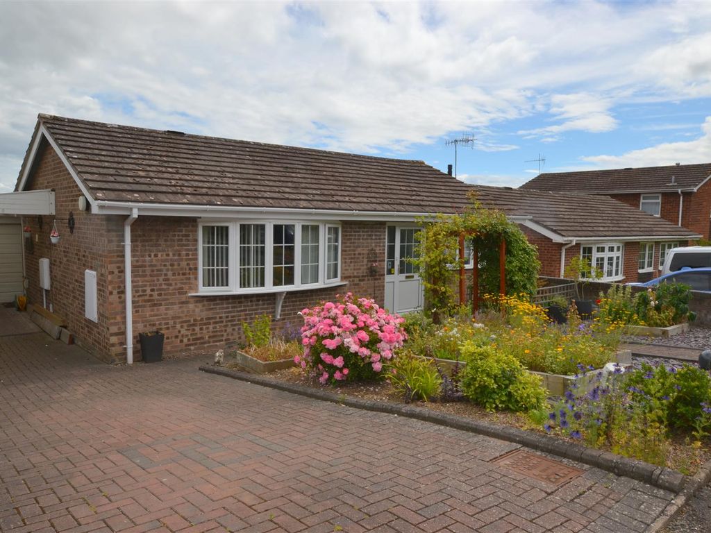 2 bed bungalow for sale in Jasmine Road, Malvern WR14 Zoopla