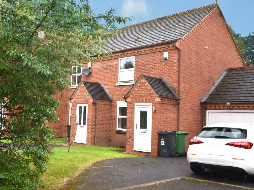 2 bed terraced house to rent in Cooknell Drive, Stourbridge, West