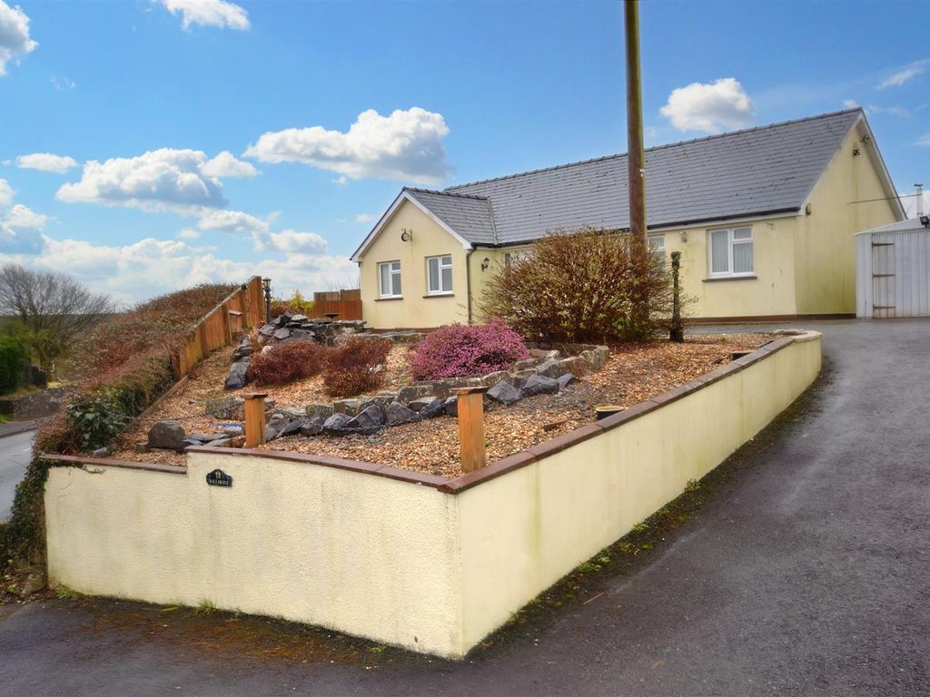3 bed detached bungalow for sale in School Road, Templeton, Narberth SA67 Zoopla