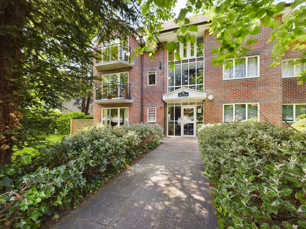 3 bed flat for sale in The Limes, St. Botolphs Road, Worthing BN11 Zoopla
