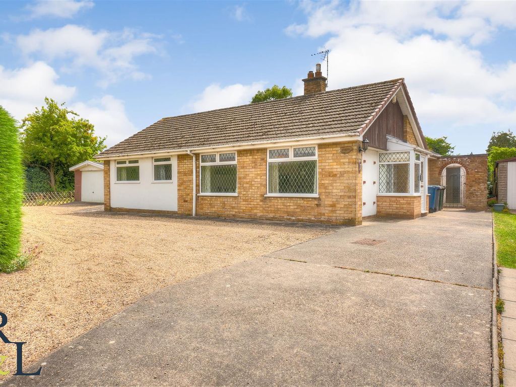 3 bed detached bungalow for sale in Lime Tree Close, Keyworth