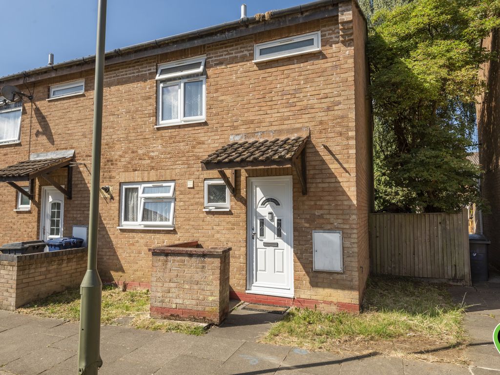 3 bed end terrace house for sale in Warrens Shawe Lane, Edgware HA8