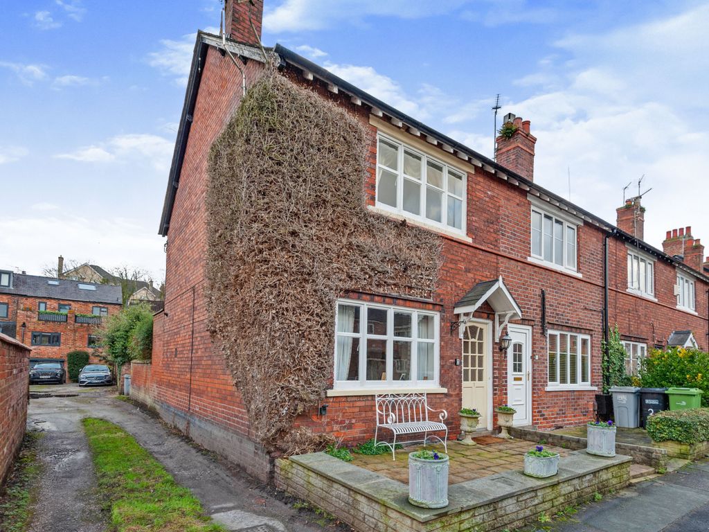 2 bed end terrace house for sale in Carlisle Street, Alderley Edge