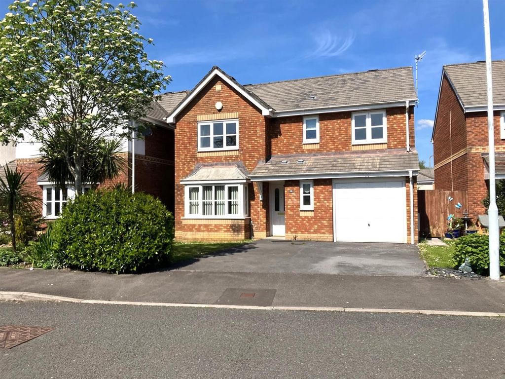 4 bed detached house for sale in Herbert Thomas Way, Birchgrove