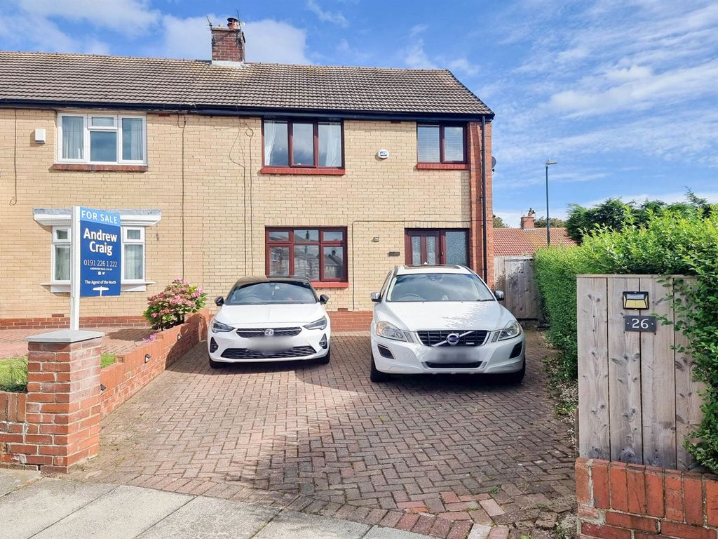 3 bed semidetached house for sale in Parry Drive, Whitburn, Sunderland SR6, £117,250 Zoopla